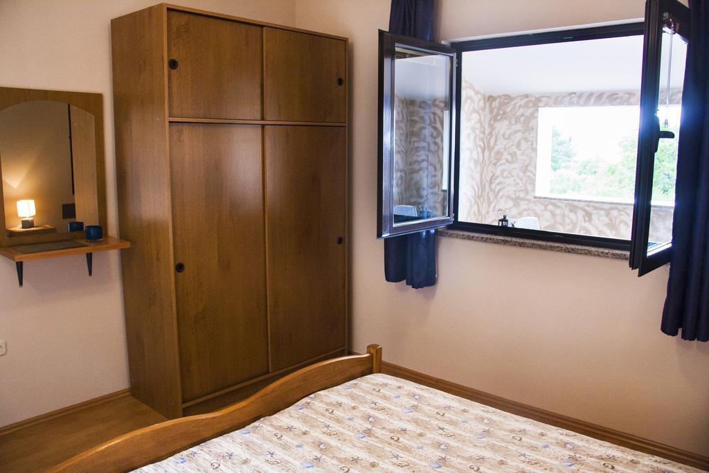 Korsa Apartment Sveti Lovrec Pazenaticki Exterior photo